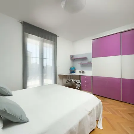Apartman Rainbow *